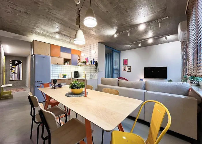 Funky Vibes - Wyszynskiego 55 - Self Check-in 24h - Free Parking Apartment Wroclaw