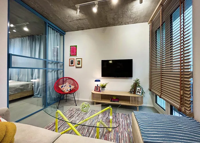 Funky Vibes - Wyszynskiego 55 - Self Check-in 24h - Free Parking