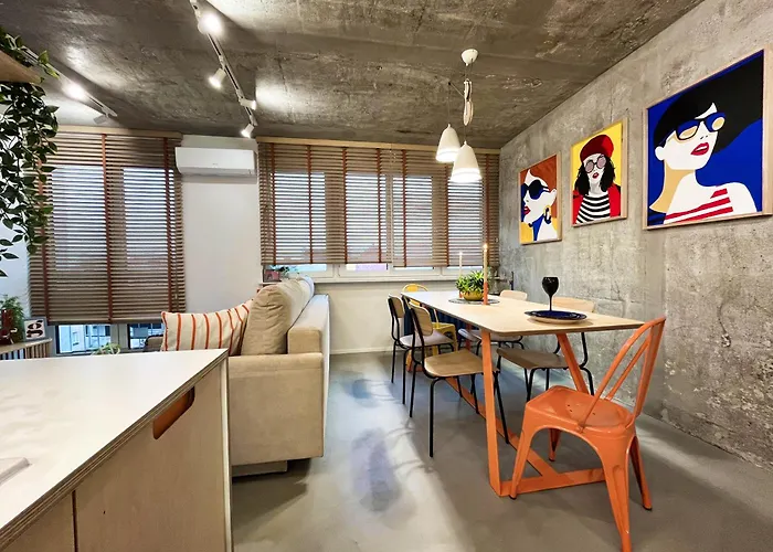 Funky Vibes - Wyszynskiego 55 - Self Check-in 24h - Free Parking Apartment